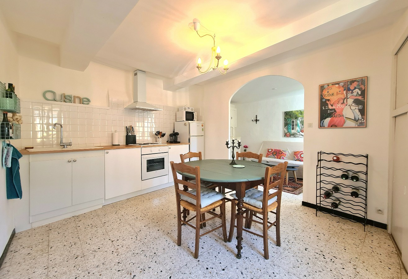 2-bedroom House In Cessenon Sur Orb, France (67 M²)