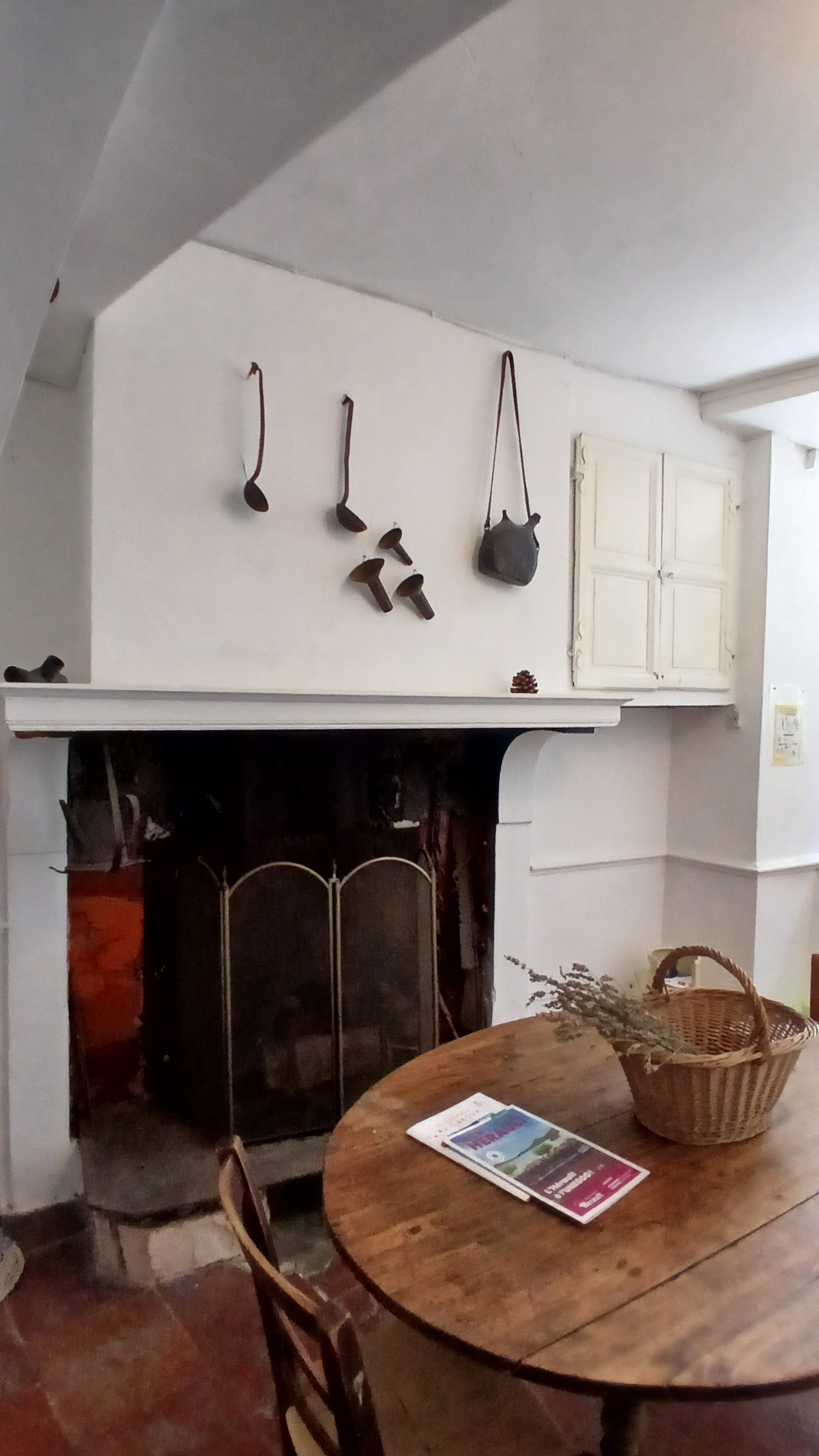 3-bedroom House In Olonzac, France (145 M²)