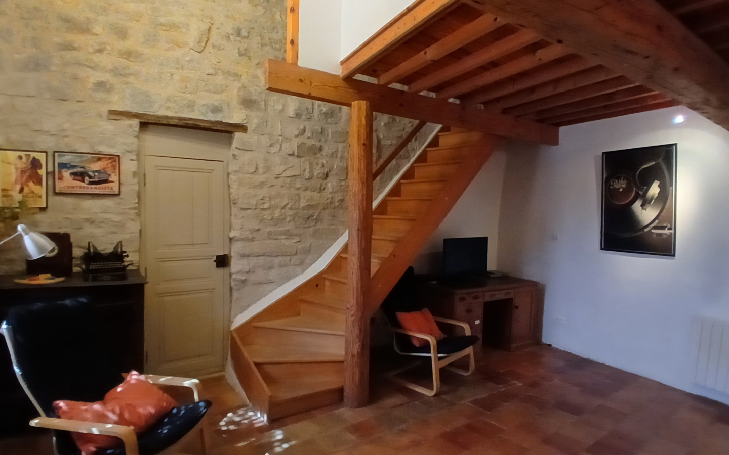 3-bedroom House In Olonzac, France (145 M²)