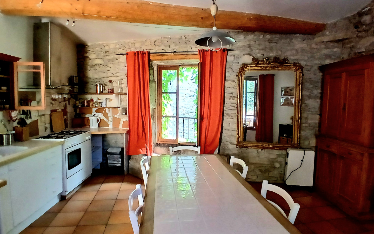 3-bedroom House In Olonzac, France (145 M²)