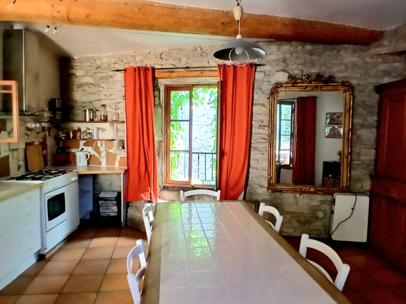 3-bedroom House In Olonzac, France (145 M²)
