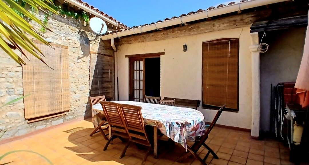 3-bedroom House In Olonzac, France (145 M²)