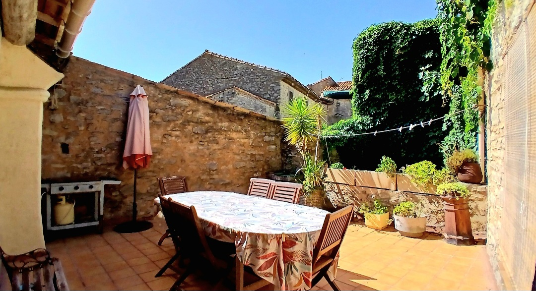 3-bedroom House In Olonzac, France (145 M²)