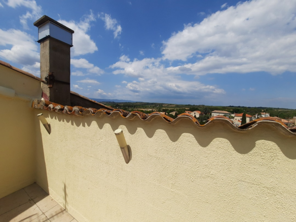 3-bedroom House In Thezan Les Beziers, France (82 M²)