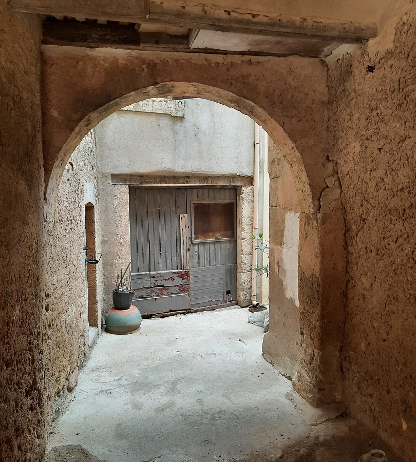 3-bedroom House In Thezan Les Beziers, France (82 M²)