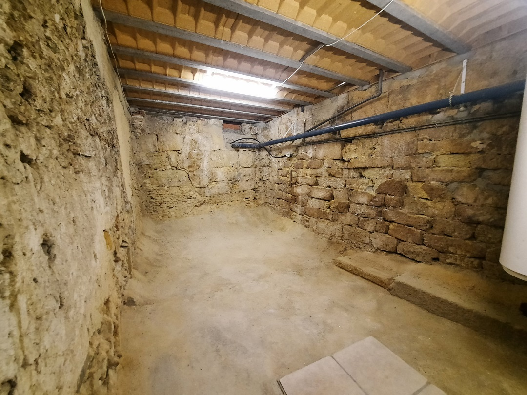 3-bedroom House In Thezan Les Beziers, France (82 M²)