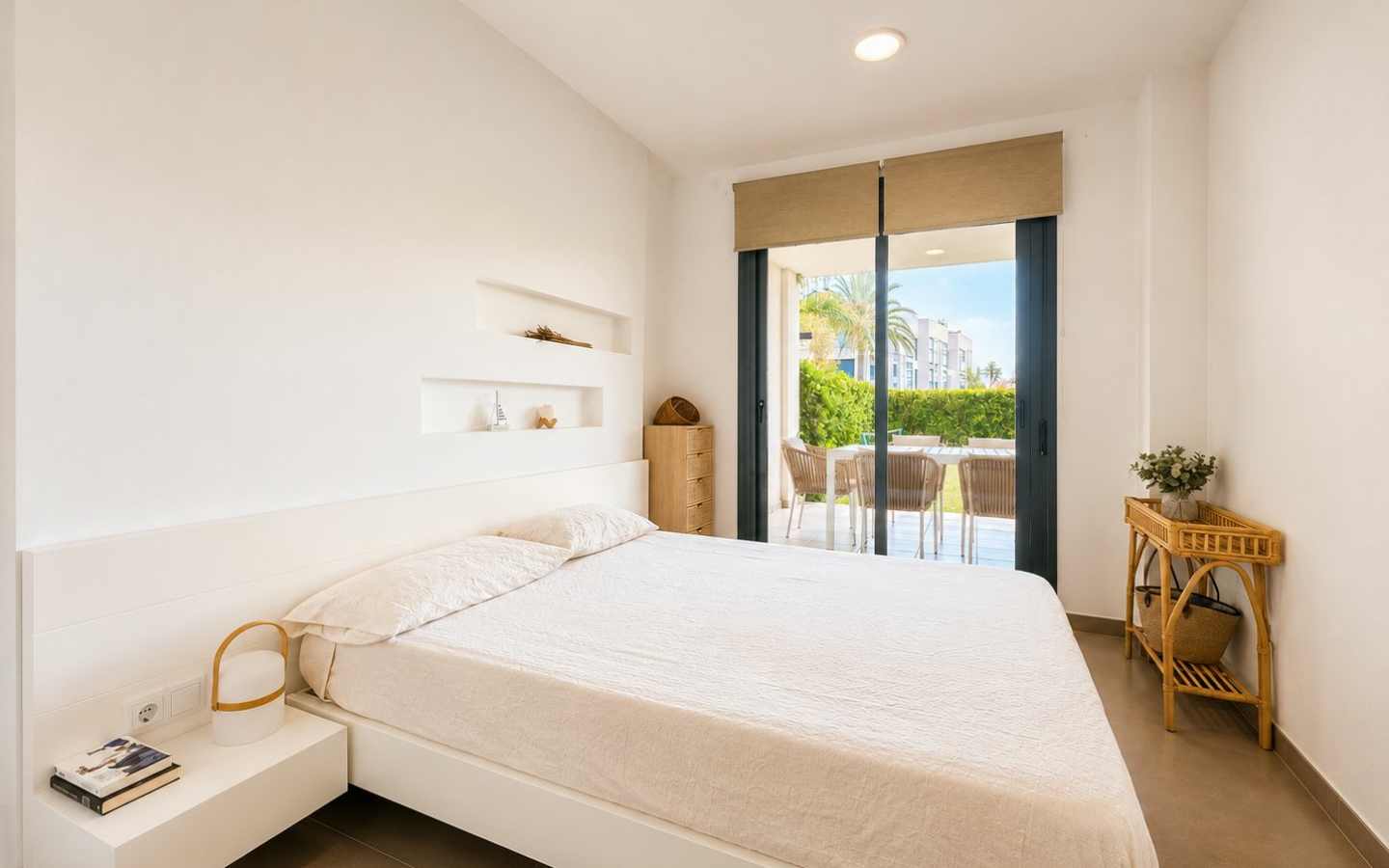 2-bedroom Apartment In Jávea, Spain (102 M²)