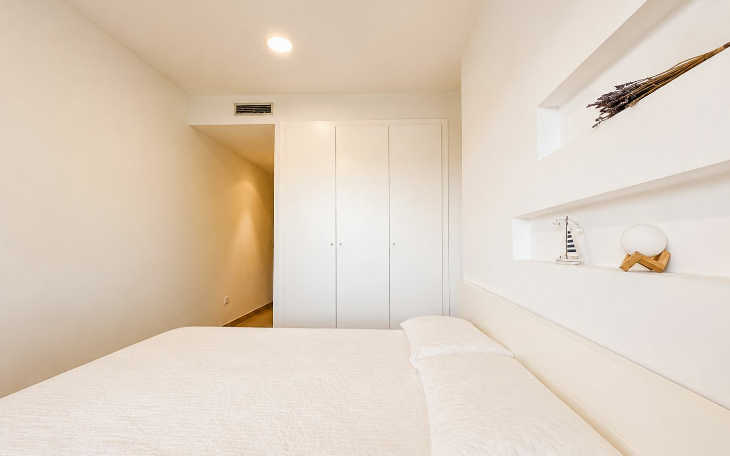 2-bedroom Apartment In Jávea, Spain (102 M²)