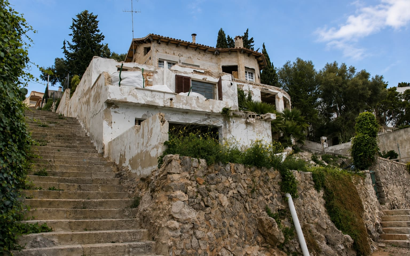 5-bedroom Villa In Alcúdia, Spain (361 M²)