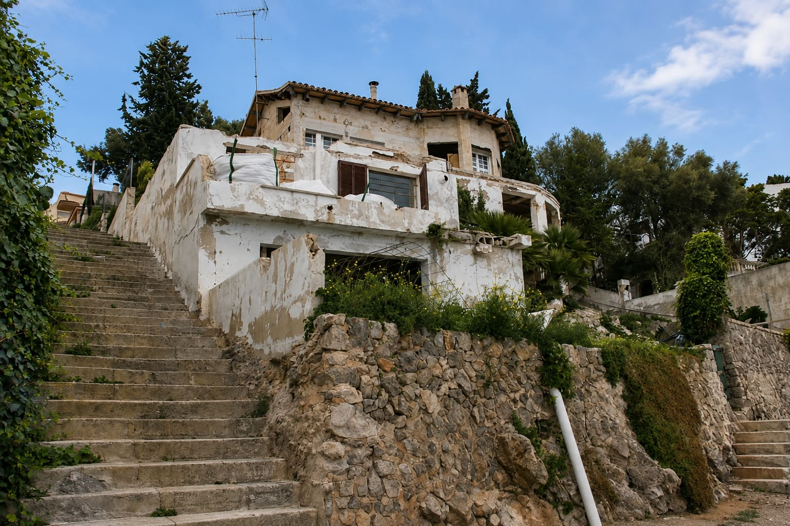 5-bedroom Villa In Alcúdia, Spain (361 M²)