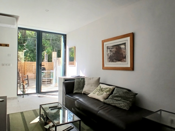2-bedroom House In Lamalou Les Bains, France (56 M²)