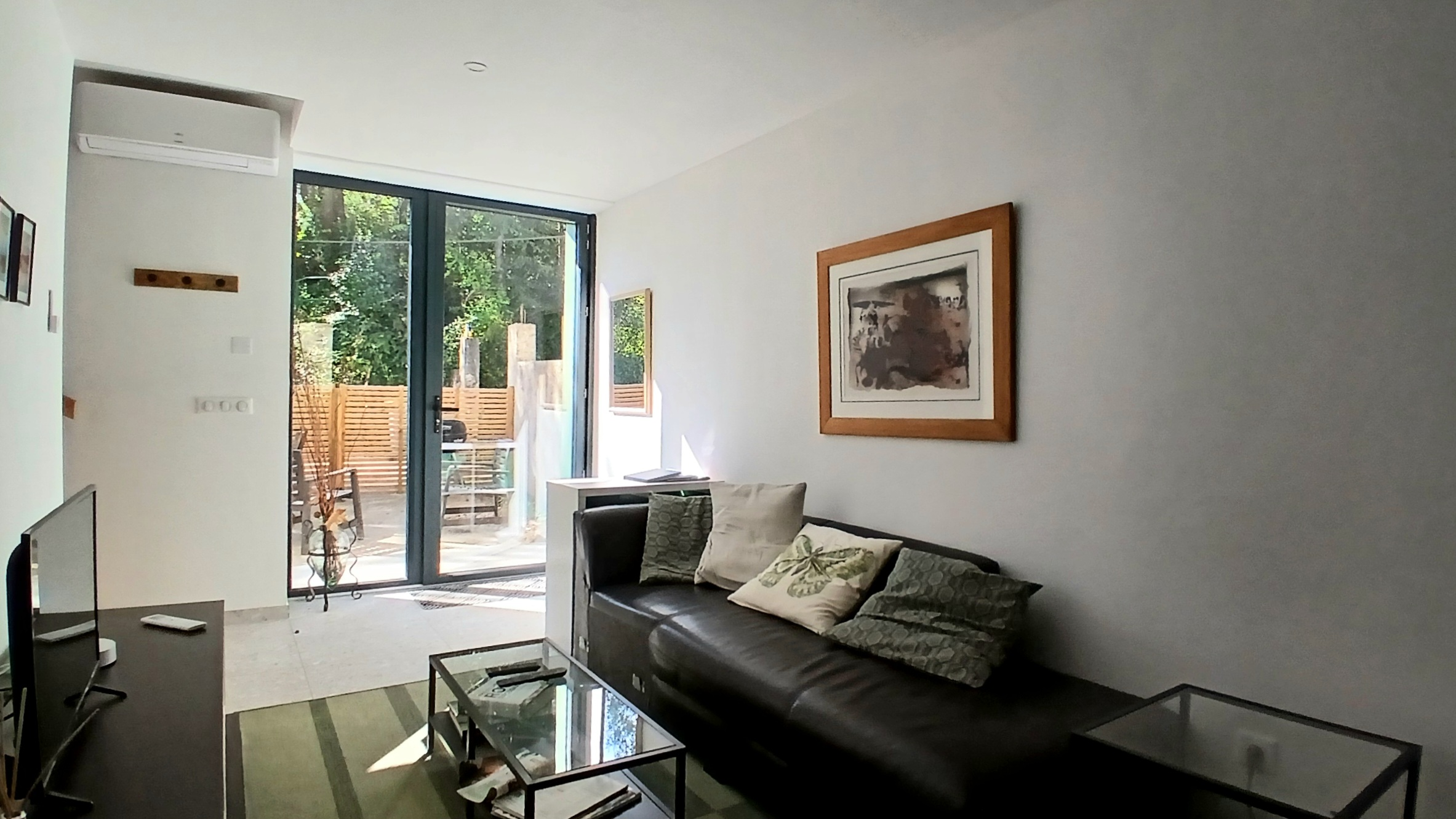 LAM140400EC-051087 2-bedroom House In Lamalou Les Bains, France (56 M²)
