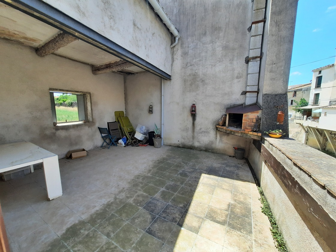 2-bedroom House In Autignac, France (73 M²)