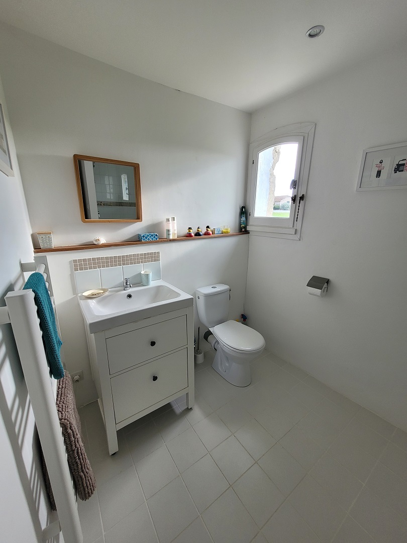 2-bedroom House In Autignac, France (73 M²)