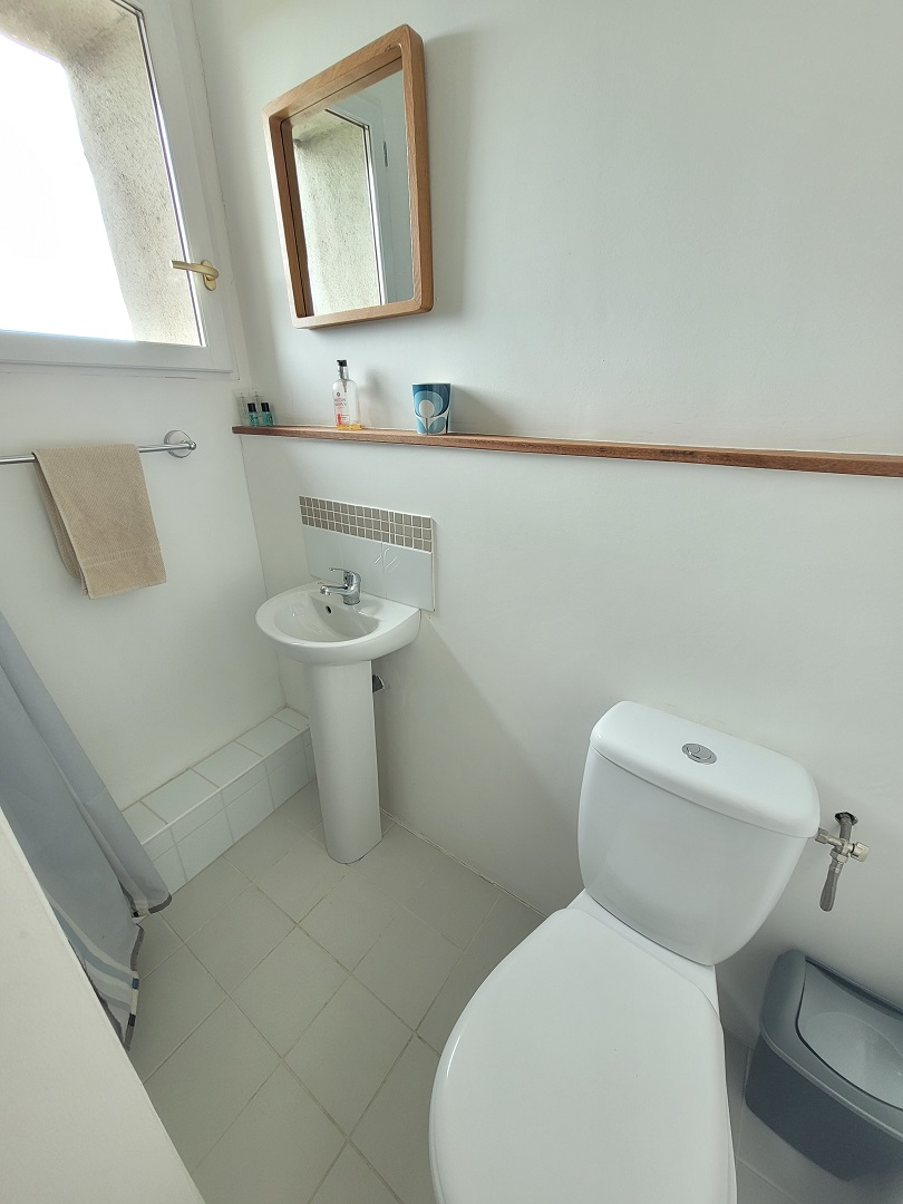 2-bedroom House In Autignac, France (73 M²)