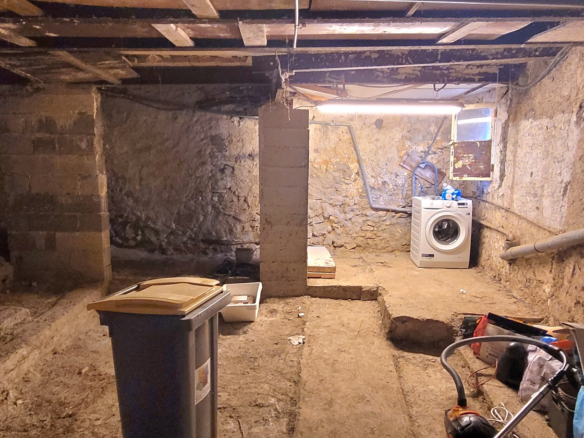 2-bedroom House In Autignac, France (73 M²)