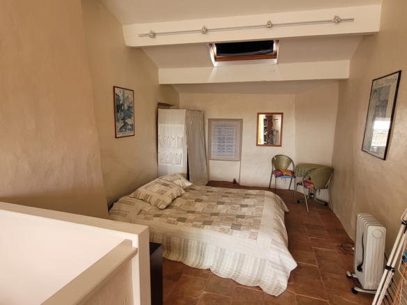 3-bedroom House In Saint Genies De Fontedit, France (80 M²)