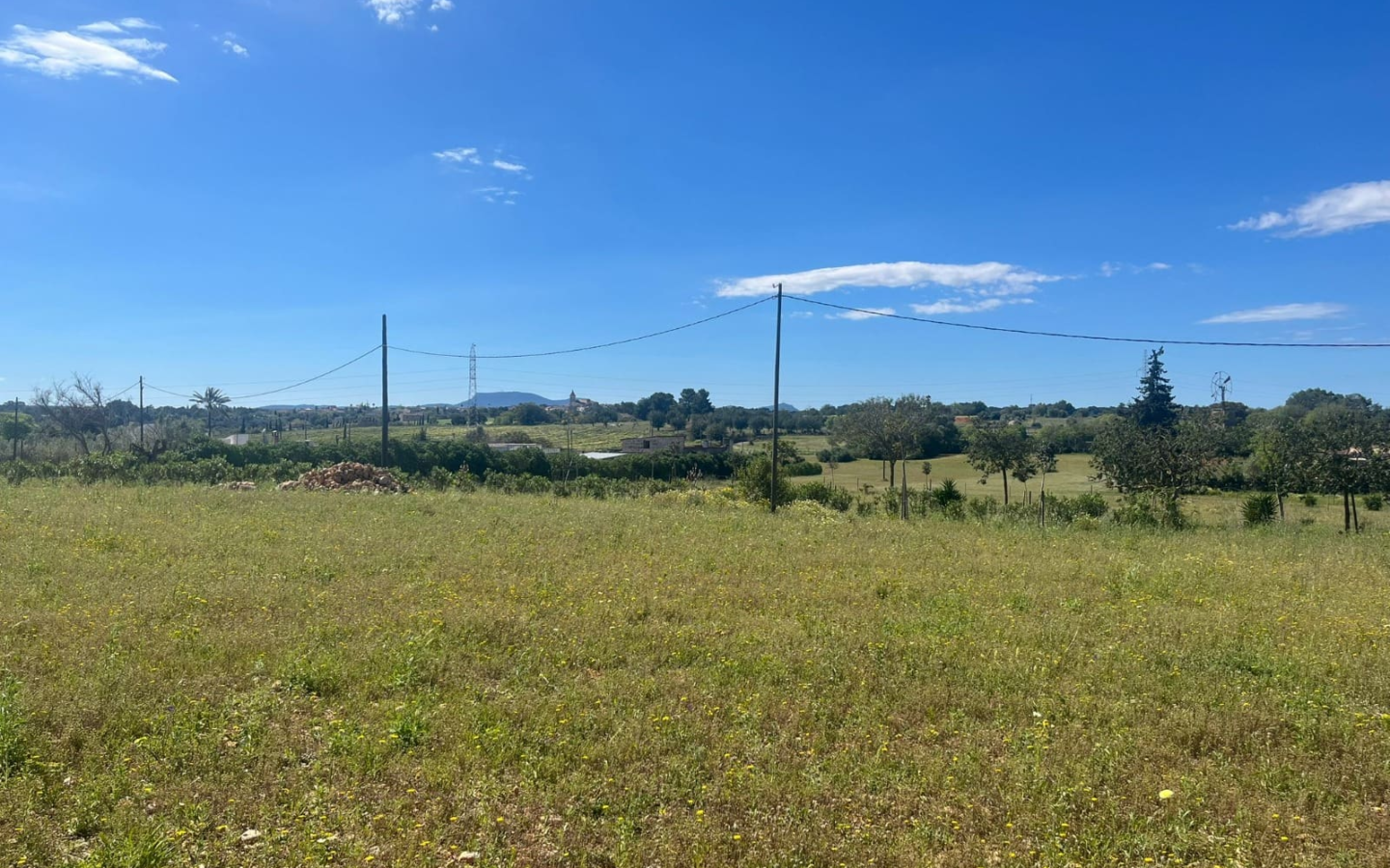 Land In Sencelles, Spain (327 M²)