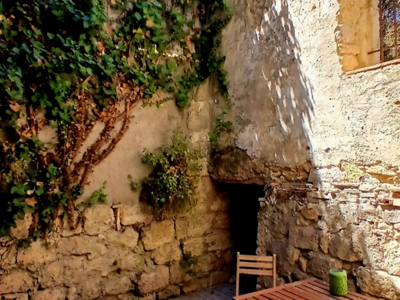 2-bedroom House In Magalas, France (53 M²)