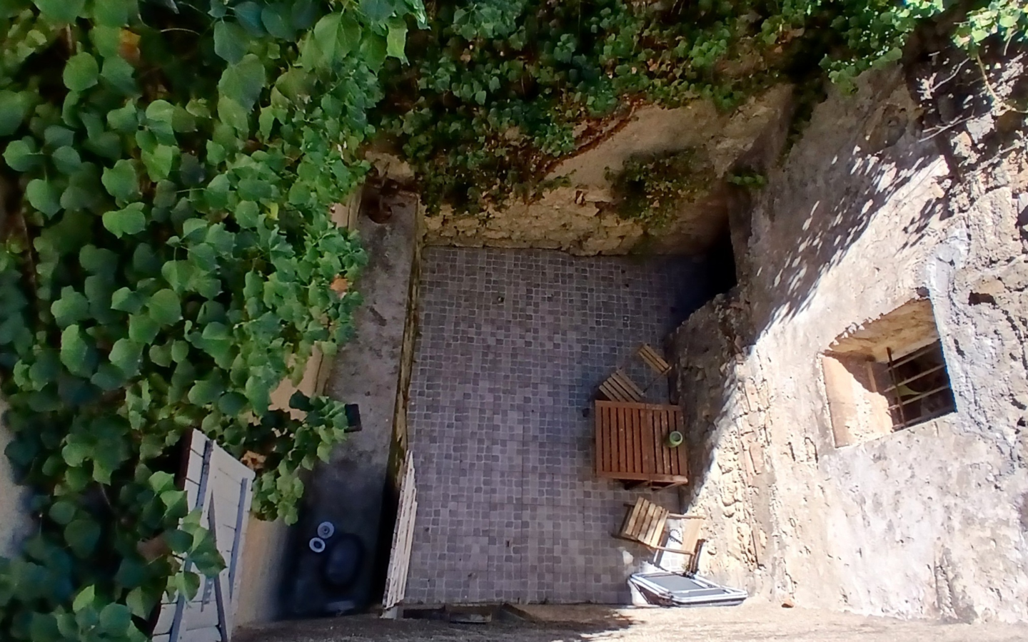 2-bedroom House In Magalas, France (53 M²)