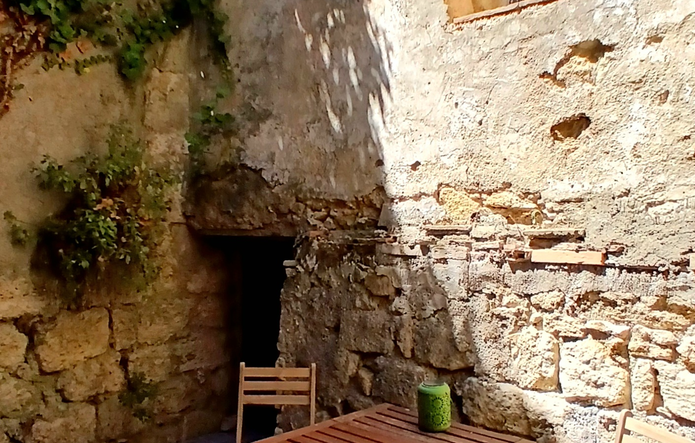 2-bedroom House In Magalas, France (53 M²)