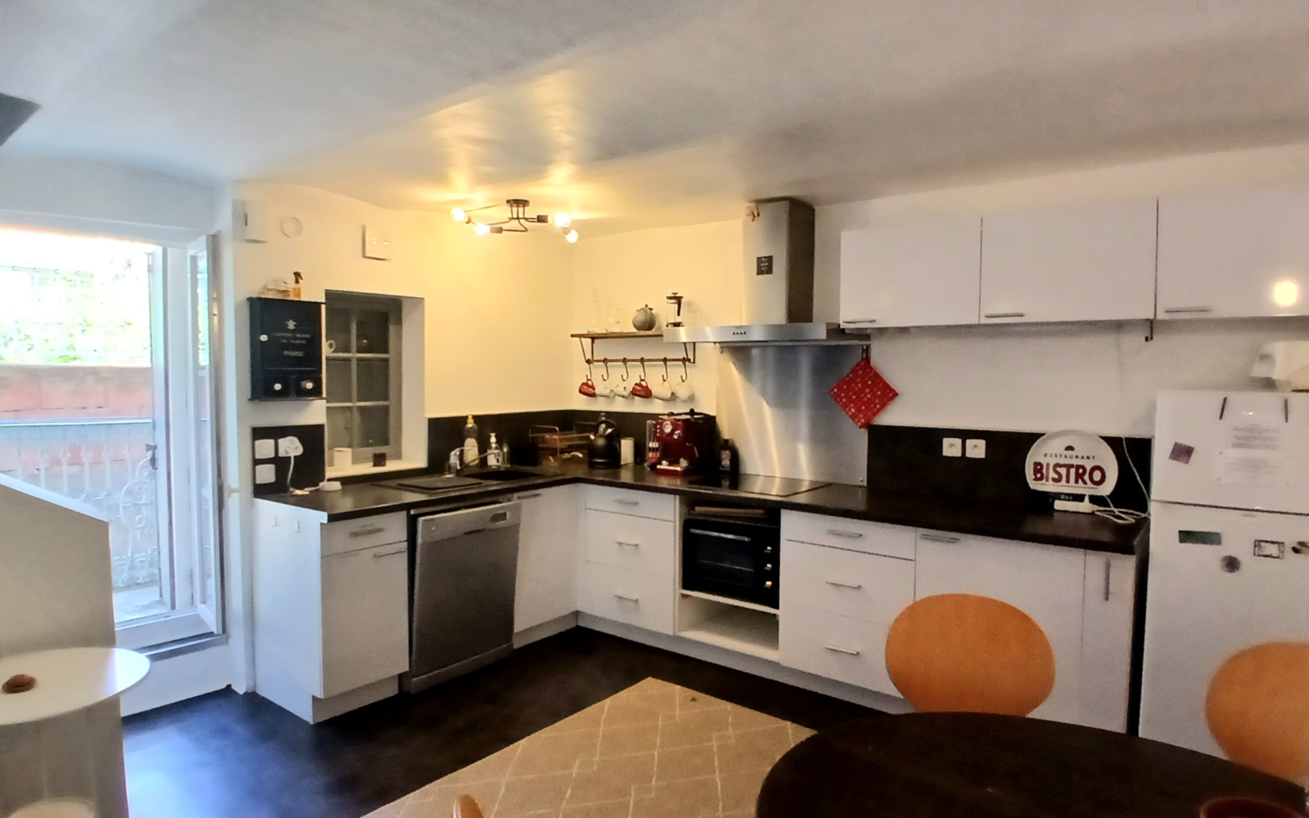 2-bedroom House In Magalas, France (53 M²)