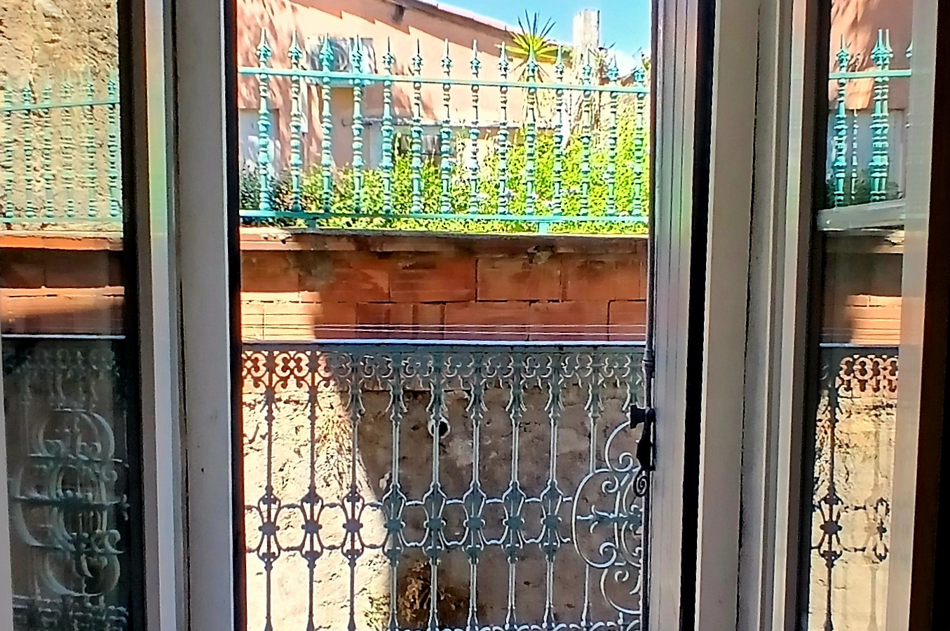 2-bedroom House In Magalas, France (53 M²)