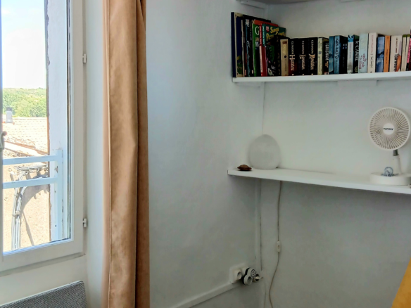 2-bedroom House In Magalas, France (53 M²)