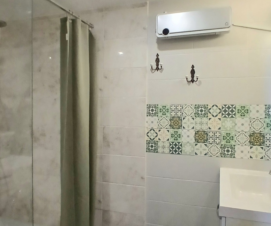 2-bedroom House In Magalas, France (53 M²)