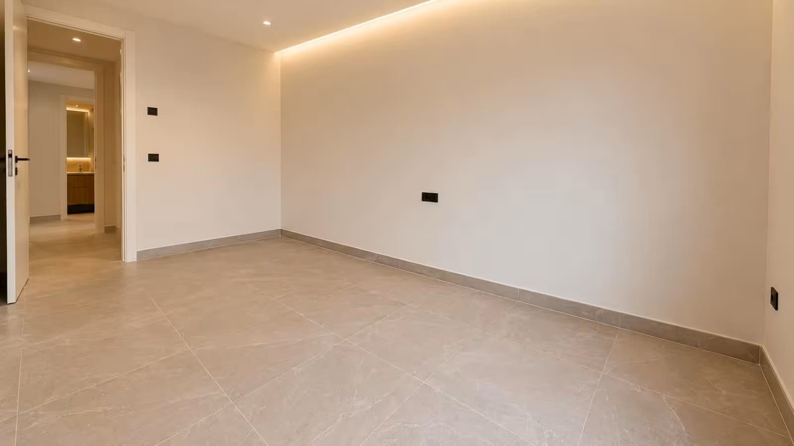 2-bedroom Apartment In Inca, Spain (74 M²)