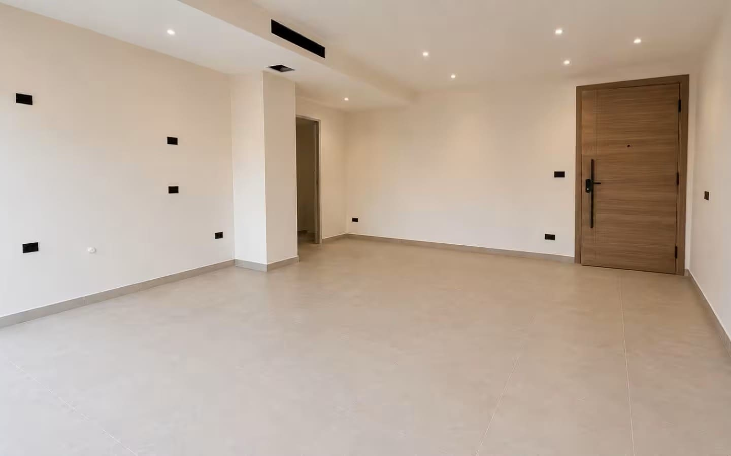 2-bedroom Apartment In Inca, Spain (74 M²)