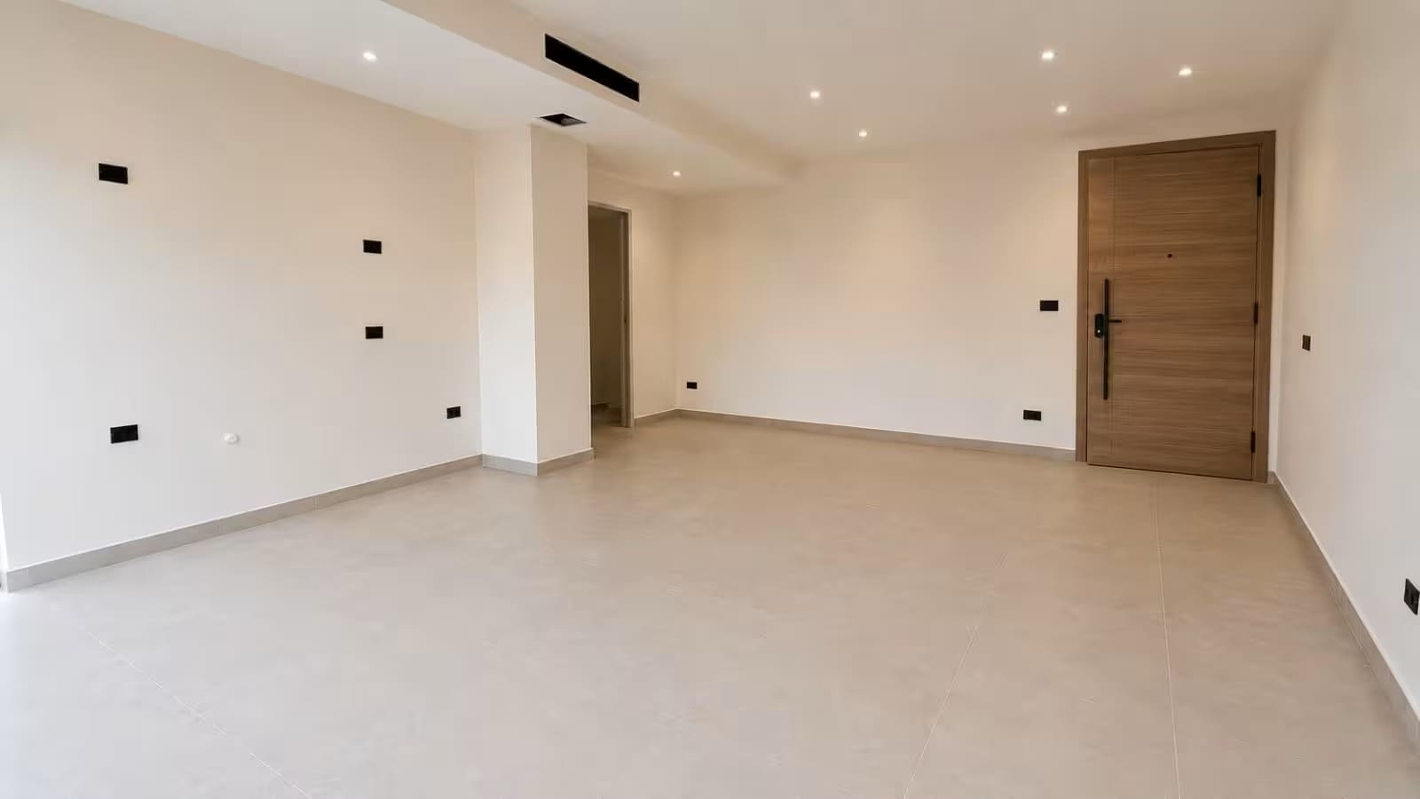 2-bedroom Apartment In Inca, Spain (74 M²)