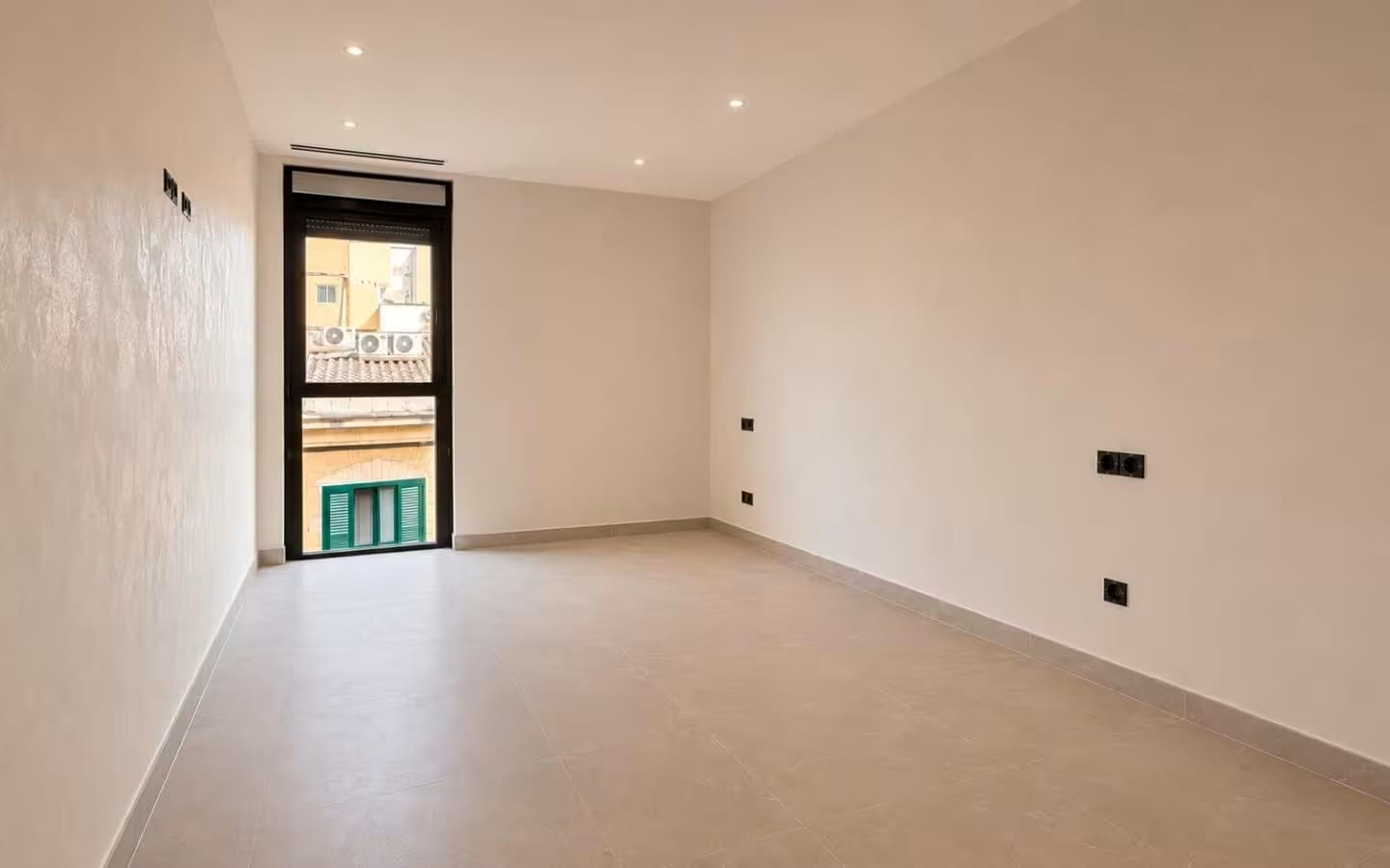 2-bedroom Apartment In Inca, Spain (74 M²)