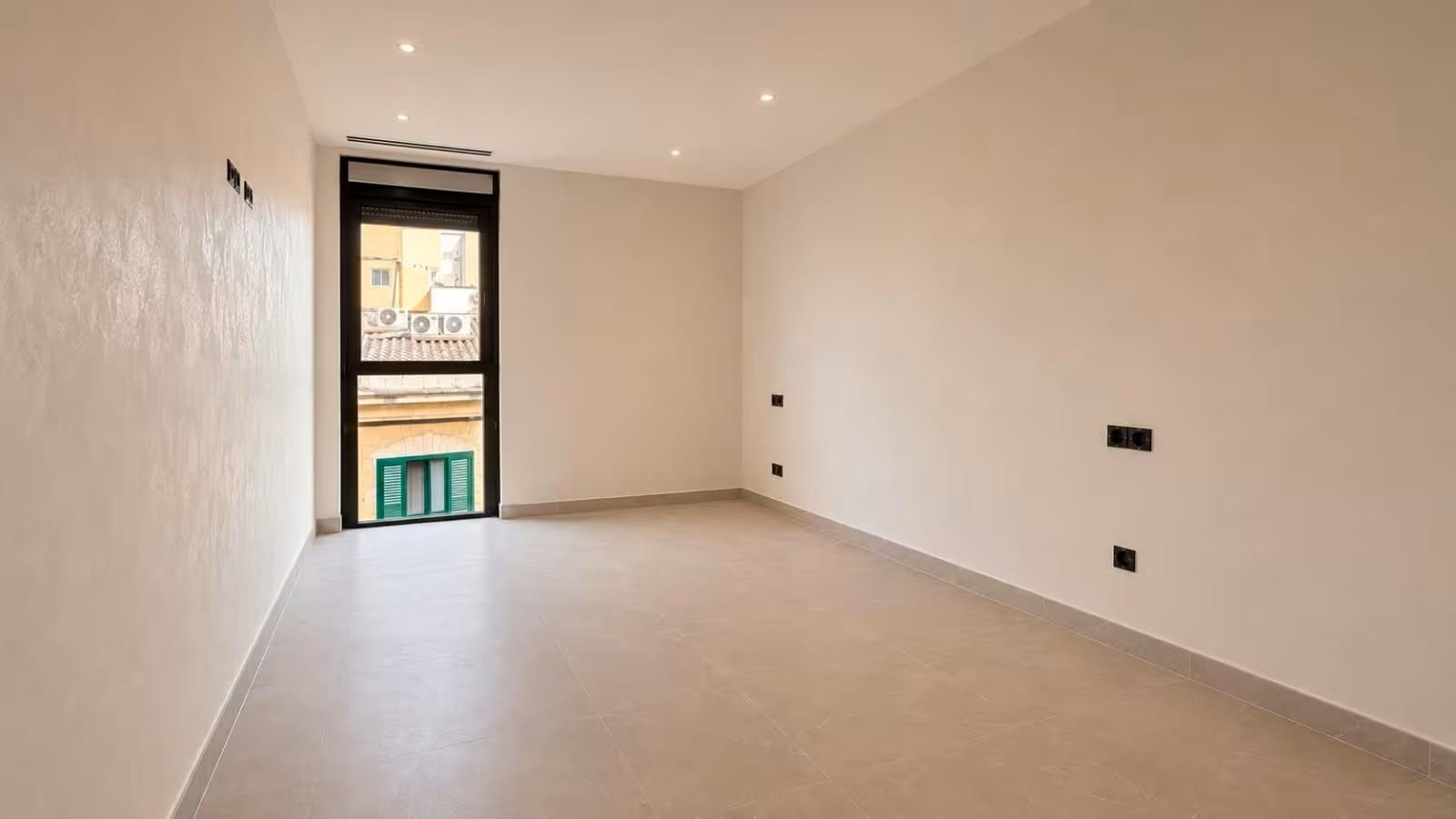 2-bedroom Apartment In Inca, Spain (74 M²)