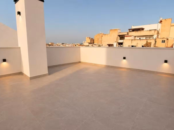 2-bedroom Apartment In Inca, Spain (74 M²)
