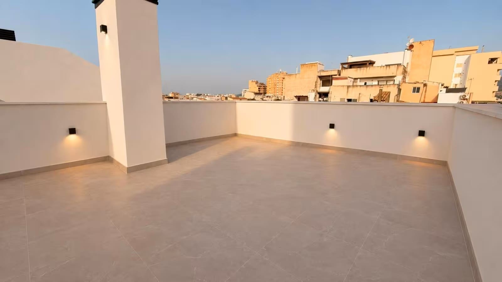 2-bedroom Apartment In Inca, Spain (74 M²)