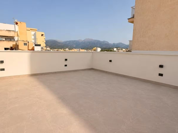 2-bedroom Apartment In Inca, Spain (74 M²)