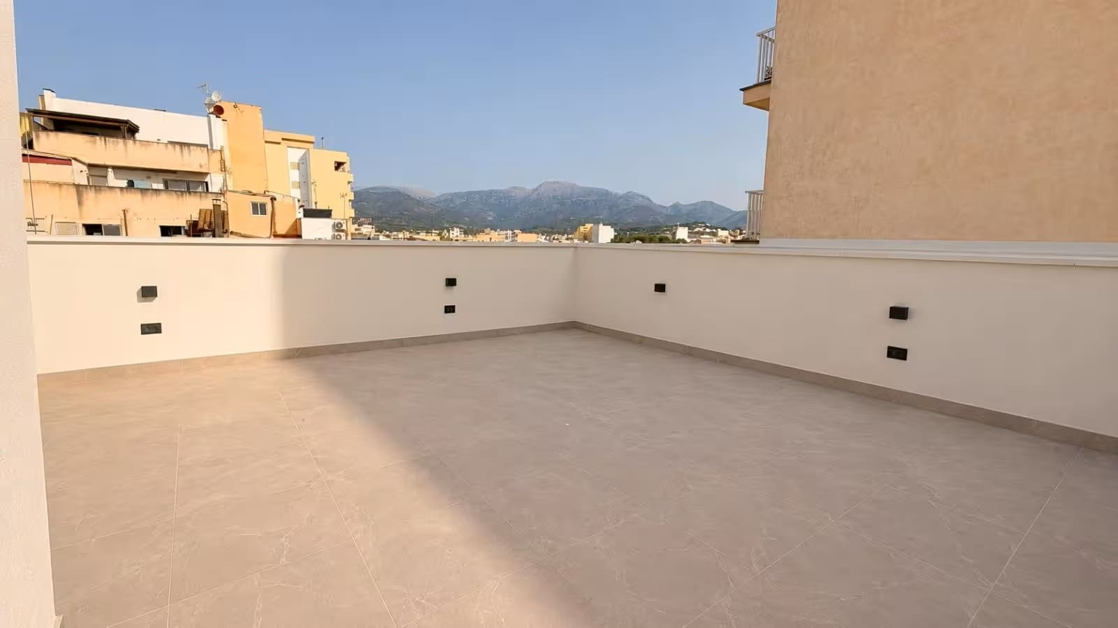 2-bedroom Apartment In Inca, Spain (74 M²)