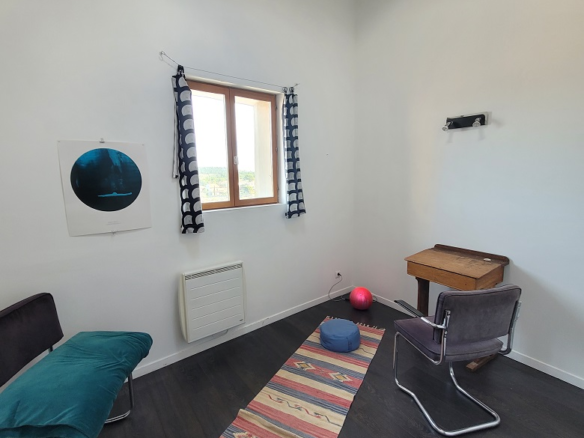 3-bedroom House In Quarante, France (95 M²)