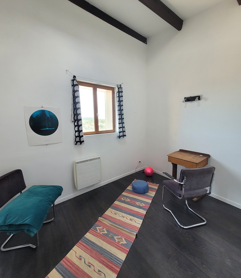 3-bedroom House In Quarante, France (95 M²)