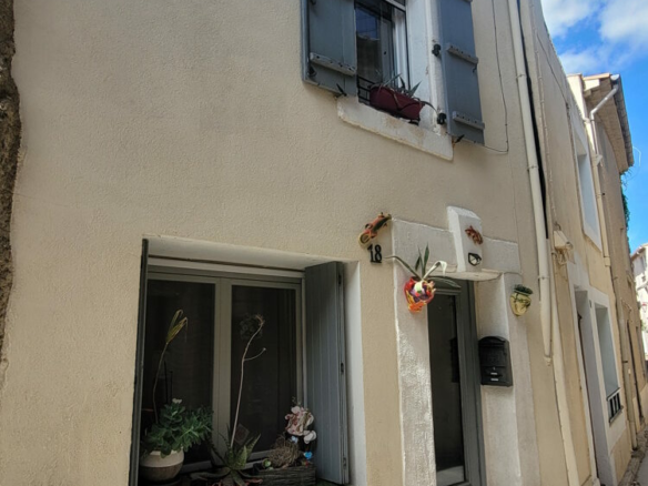 2-bedroom House In Saint Genies De Fontedit, France (90 M²)