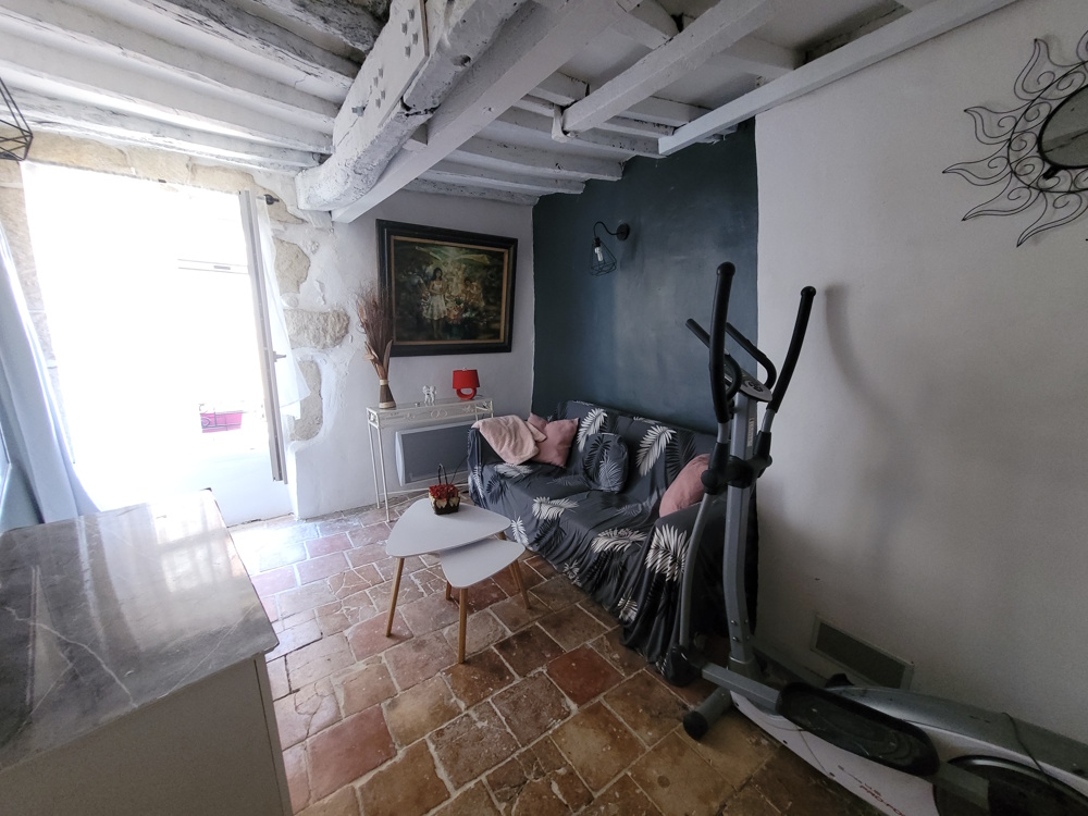 2-bedroom House In Saint Genies De Fontedit, France (90 M²)