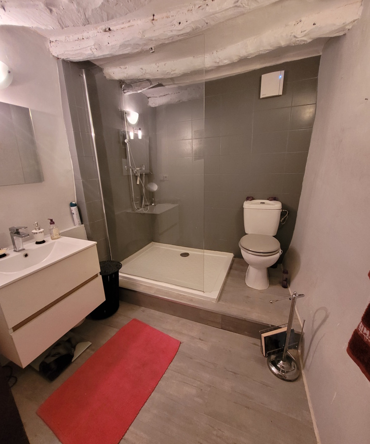 2-bedroom House In Saint Genies De Fontedit, France (90 M²)