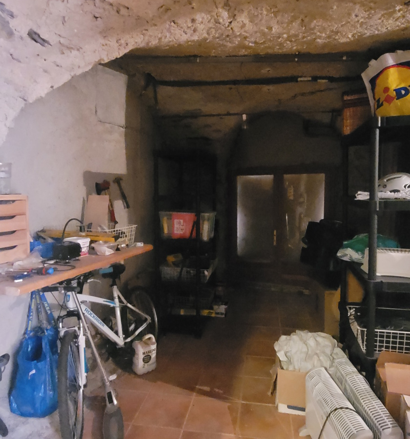 3-bedroom House In Cessenon Sur Orb, France (90 M²)