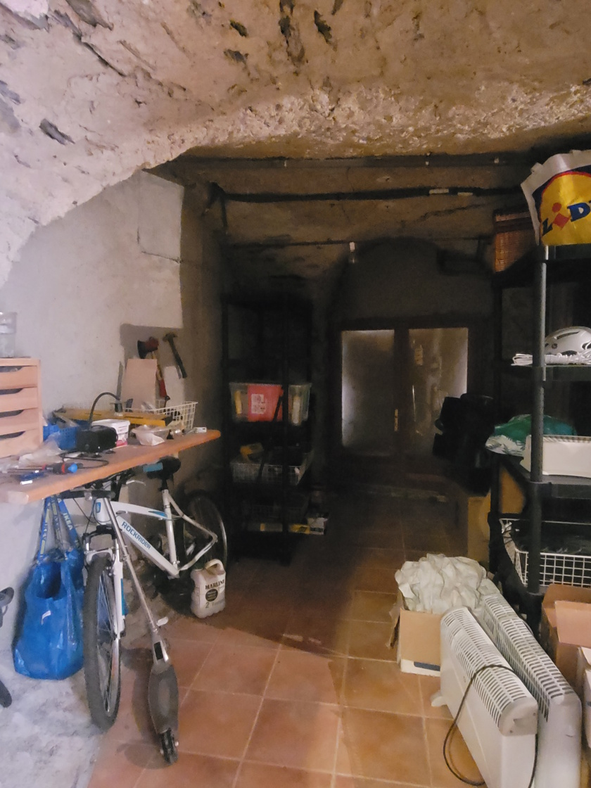 3-bedroom House In Cessenon Sur Orb, France (90 M²)