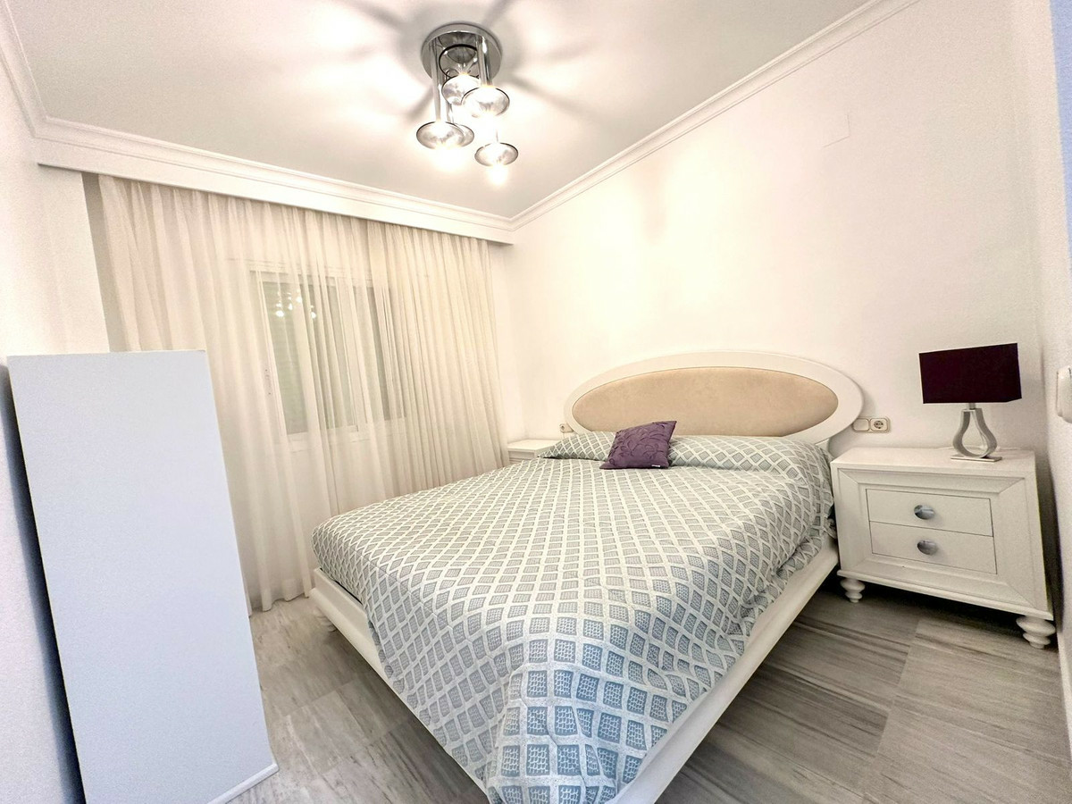 4-bedroom Apartment In The Golden Mile, Spain (132 M²)