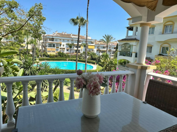 4-bedroom Apartment In The Golden Mile, Spain (132 M²)