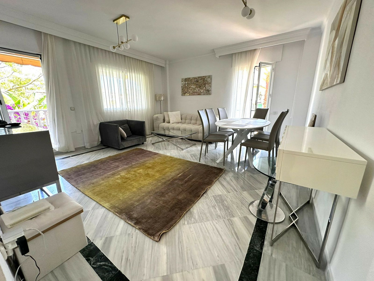 4-bedroom Apartment In The Golden Mile, Spain (132 M²)