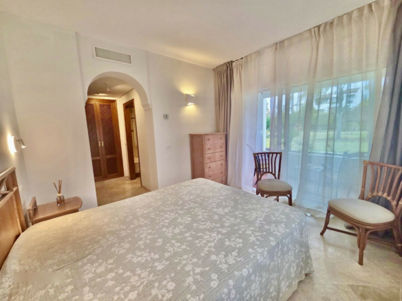 3-bedroom Apartment In Costalita, Spain (188 M²)