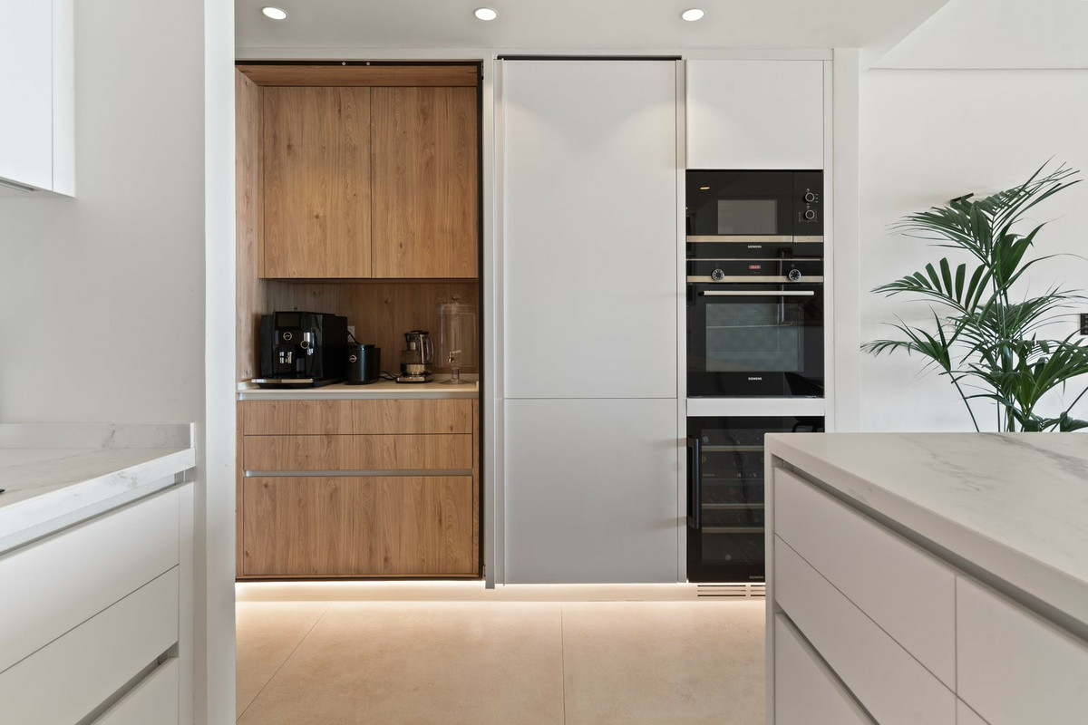 3-bedroom Apartment In Ojén, Spain (157 M²)